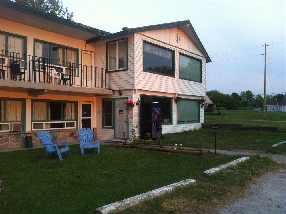 Lakeside Inn Orillia Exterior photo